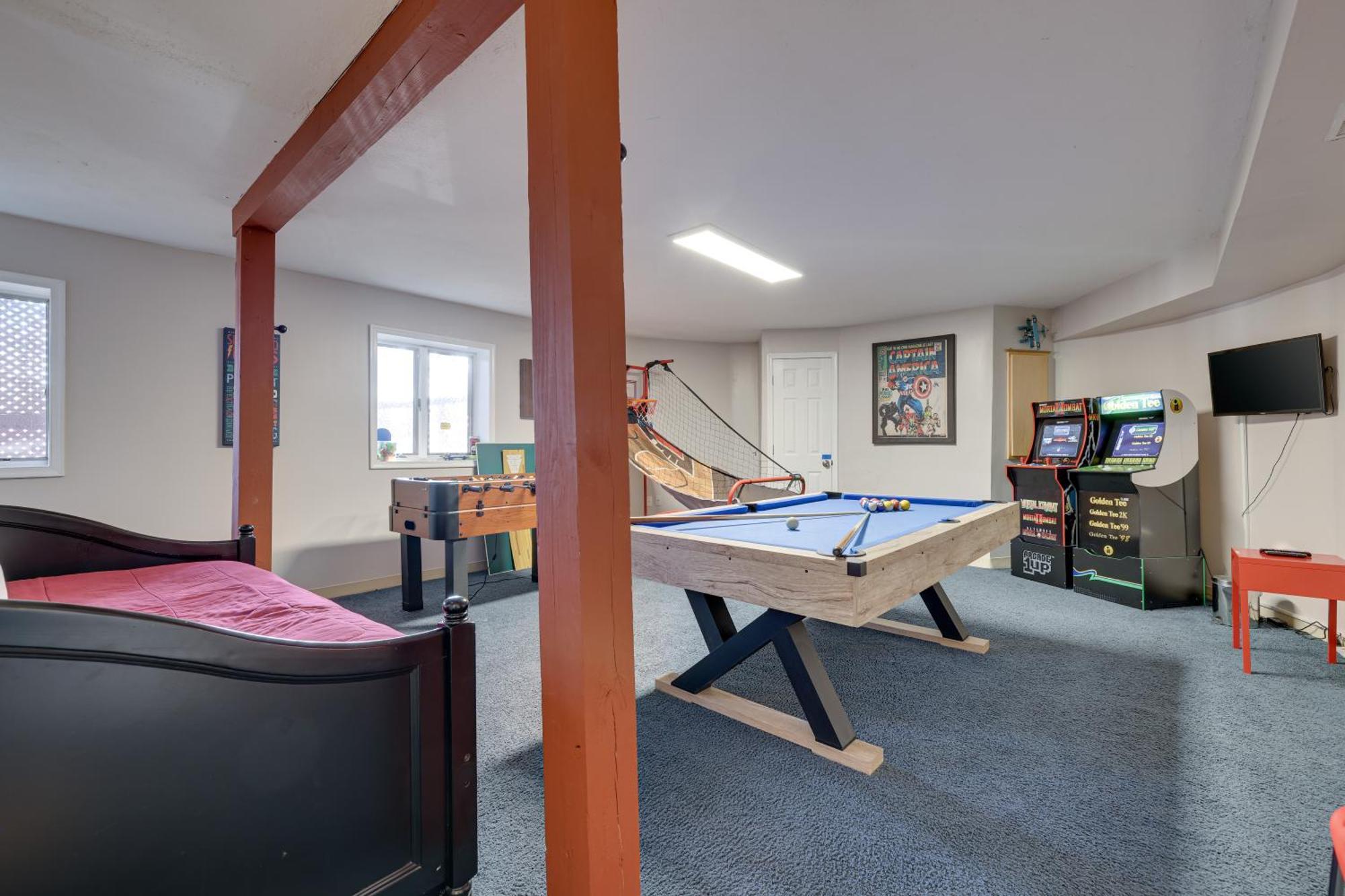Unique Roundhouse: Hot Tub-Game Room-Firepit&More! Bushkill Buitenkant foto