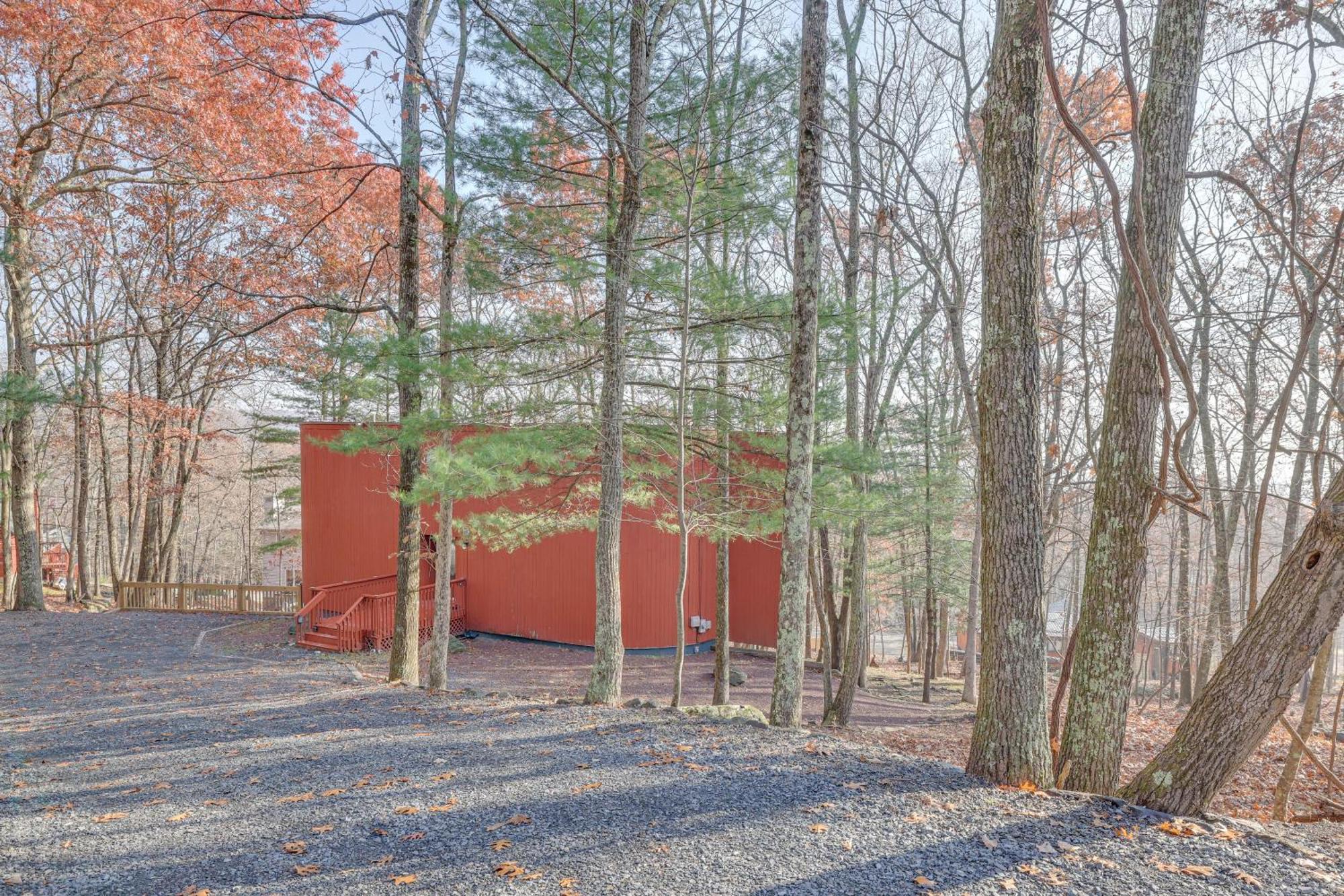Unique Roundhouse: Hot Tub-Game Room-Firepit&More! Bushkill Buitenkant foto