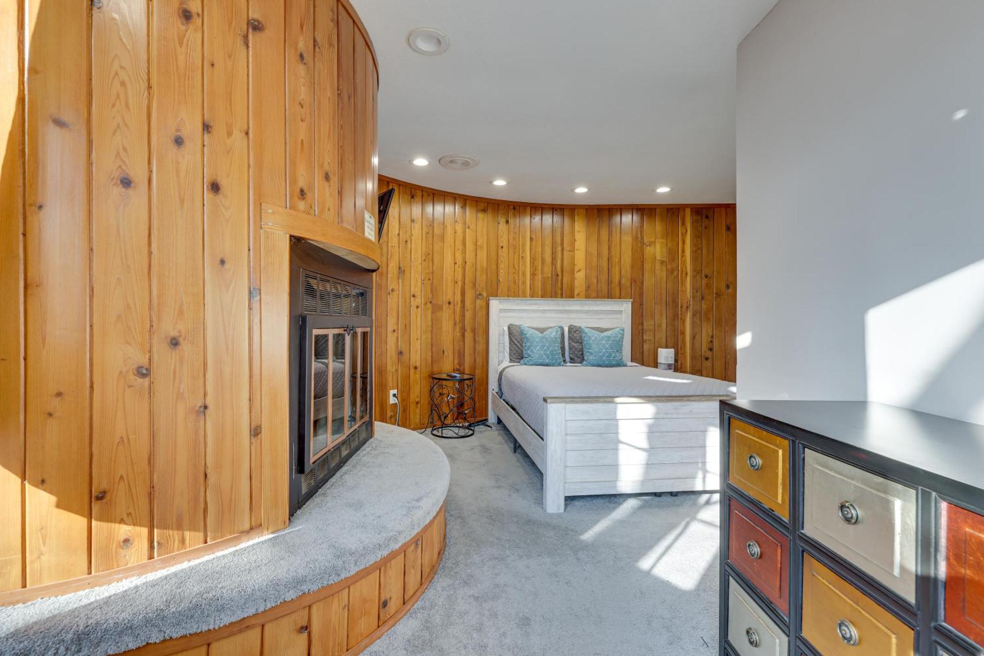 Unique Roundhouse: Hot Tub-Game Room-Firepit&More! Bushkill Buitenkant foto