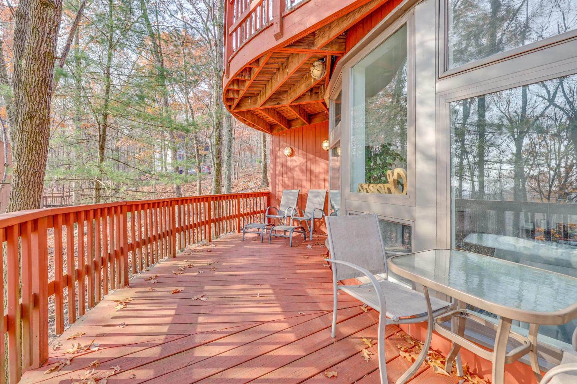 Unique Roundhouse: Hot Tub-Game Room-Firepit&More! Bushkill Buitenkant foto
